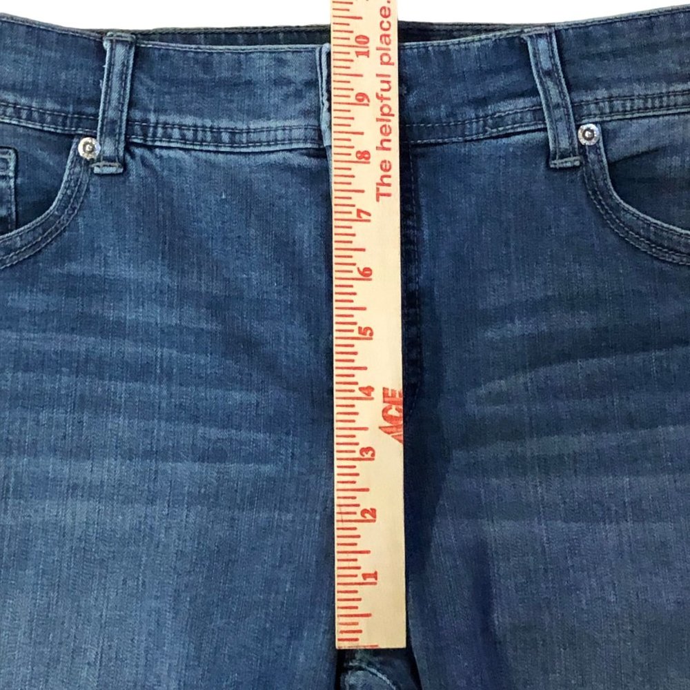 Chicos So Slimming Cropped Jeans Womens 1 (M/8) NEW - Picture 12 of 16